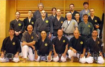 Identidad de la Asociación Española de Okinawa Kobudō
